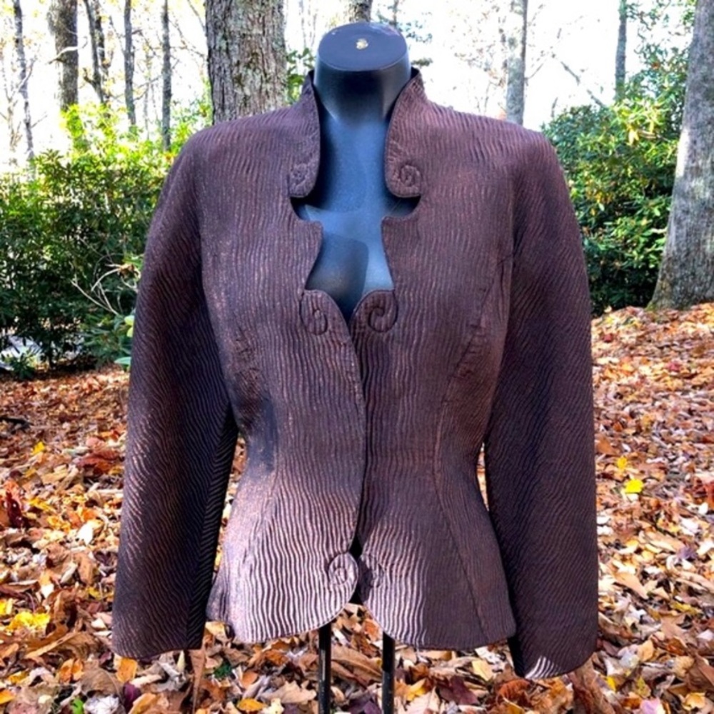 WANTED ISO , I’m looking for this Thierry Mugler blazer jacket